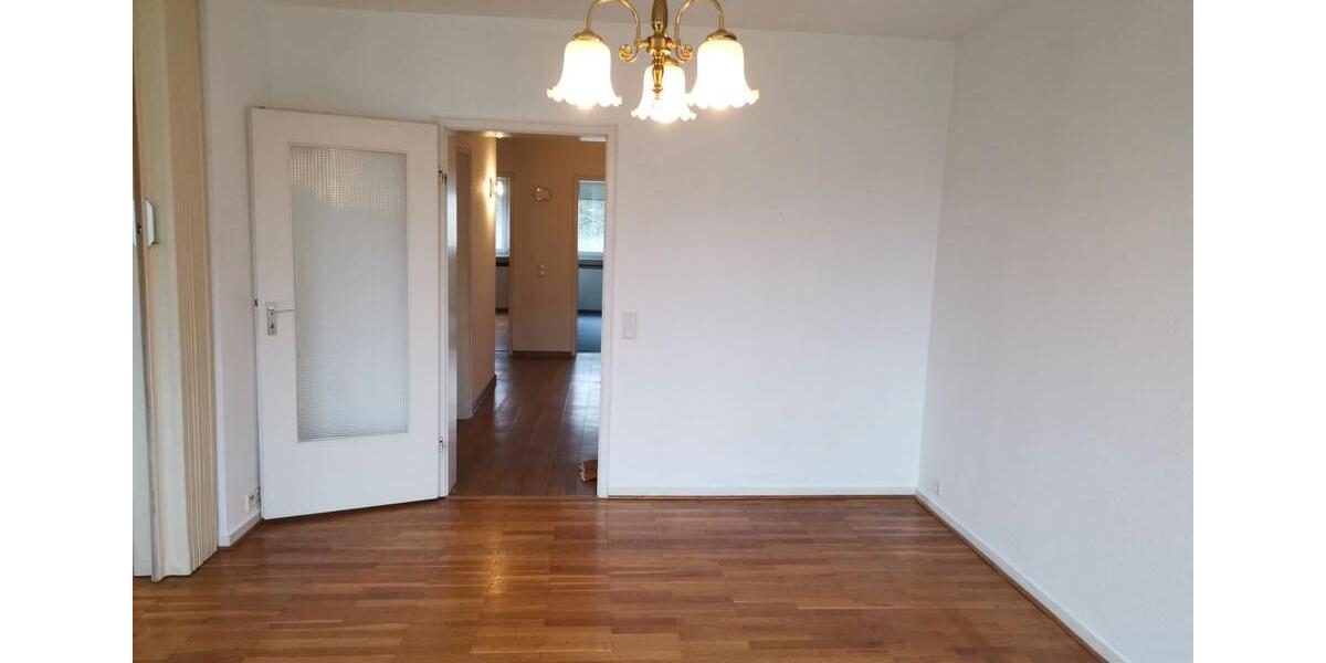 Etagenwohnung Bonn Hardtberg - 3 Zimmer, 73 m&sup2;, 270.000&euro; | Angebot:26021704