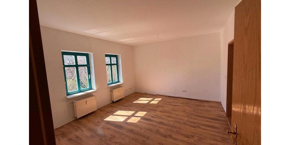 Etagenwohnung Wolmirstedt - 4 Zimmer, 104 m&sup2;, 700&euro; | Angebot:26136838