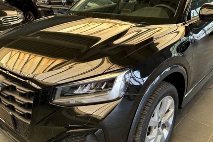 Audi Q2 30.065 km 28.900 &euro; Versmold 33775