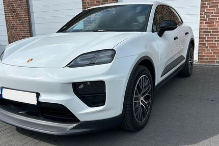 Porsche Macan 6.200 km 77.500 &euro; Hamminkeln 46499