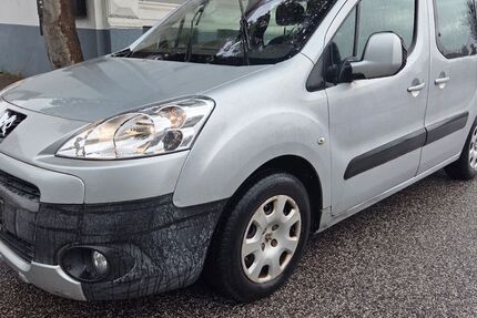 Peugeot Partner 91.314 km 4.990 &euro; Hamburg 20537