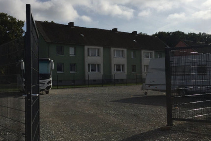 Wohnwagen Stellplatz Parkplatz zimmer