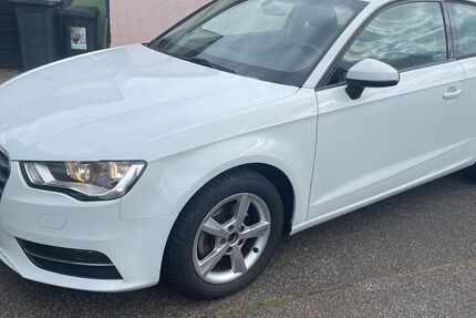 Audi A3 81.000 km 11.900 &euro; Kirkel-Limbach 66459