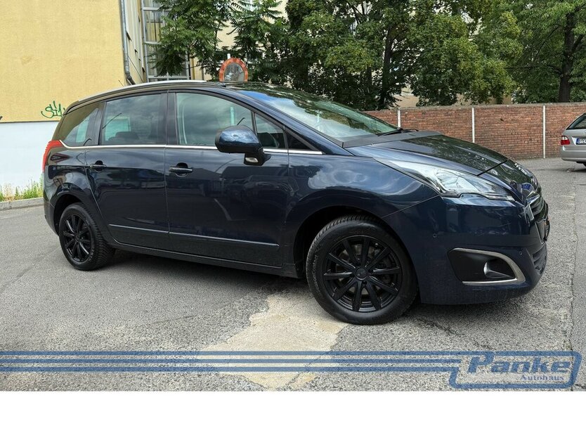 Peugeot 5008 Allure*HU-D*Pano*R-Cam*LED-T*Video*SHZ* 119.822 km 10.990 € Berlin 13187