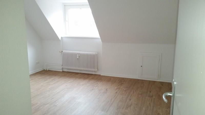 Dachgeschoßwohnung Lübeck Innenstadt - 3 Zimmer, 69 m&sup2;, 688&euro; | Angebot:26251341
