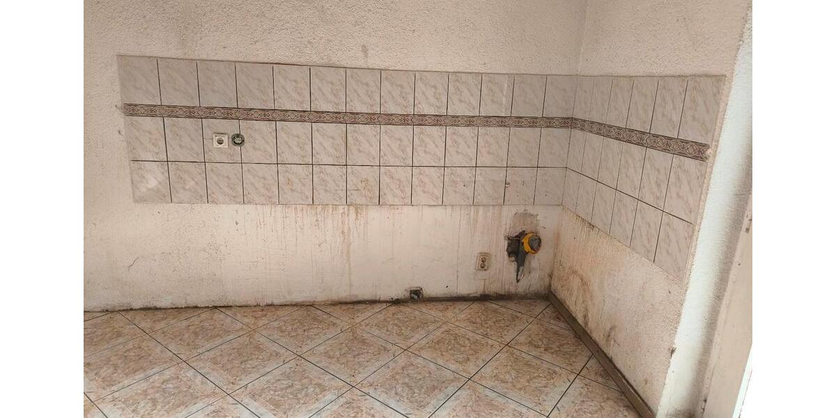 Reihenhaus Dillingen (Saar) - 6 Zimmer, 116 m&sup2;, 100.000&euro; | Angebot:27117731