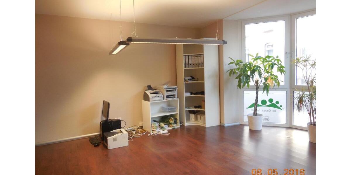 Etagenwohnung Blomberg - 3 Zimmer, 90 m&sup2;, 700&euro; | Angebot:26396526