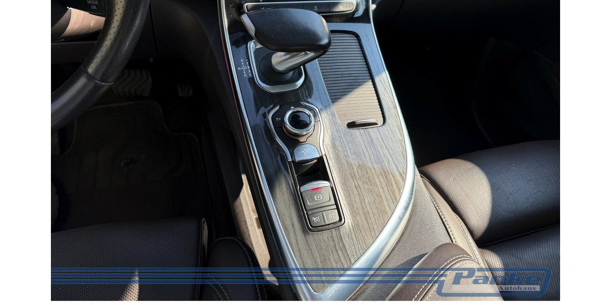 Renault Espace Initiale Paris*Pano*7-Sitz*HUD*TV*1-Hand* 141.944 km 16.490 &euro; Berlin 13187