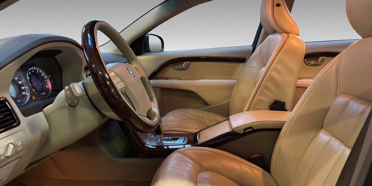 Volvo S80 3.2 Executive Autom Leder StdHz Memory Glasdac 329.081 km 6.200 &euro; Wuppertal 42327