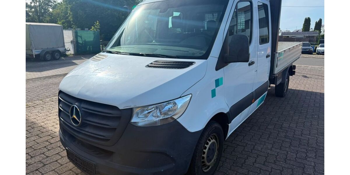 Mercedes-Benz Sprinter 181.497 km 17.500 &euro; Kirchberg 55481
