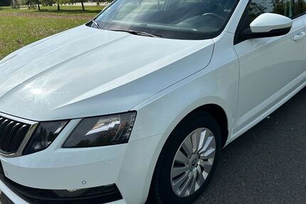 Skoda Octavia 166.000 km 7.900 &euro; Estenfeld 97230