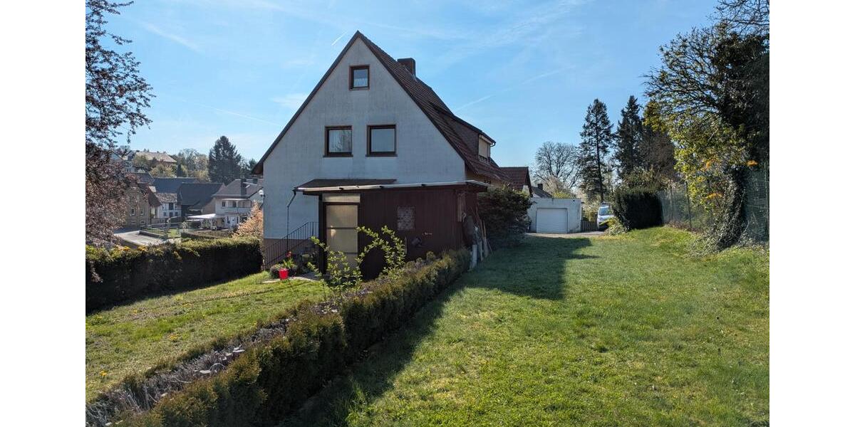 Einfamilienhaus Werneck - 9 Zimmer, 145 m&sup2;, 270.000&euro; | Angebot:26317029