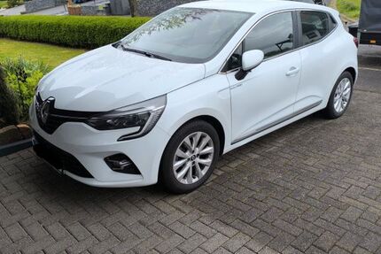 Renault Clio 12.000 km 14.450 &euro; Bergweiler 54516