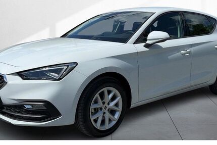 Seat Leon 4.500 km 29.890 &euro; Dresden 01067