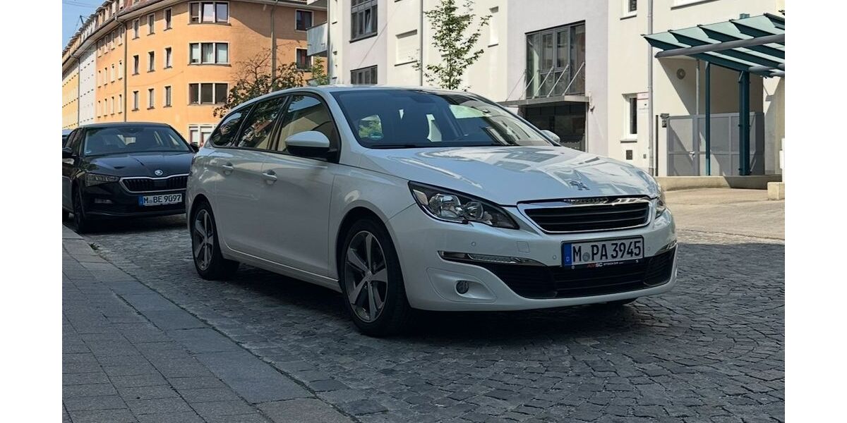 Peugeot 308 158.000 km 6.499 &euro; München 80687