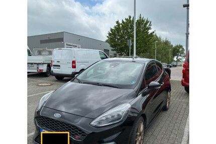 Ford Fiesta 66.250 km 12.500 &euro; Bayreuth 95448