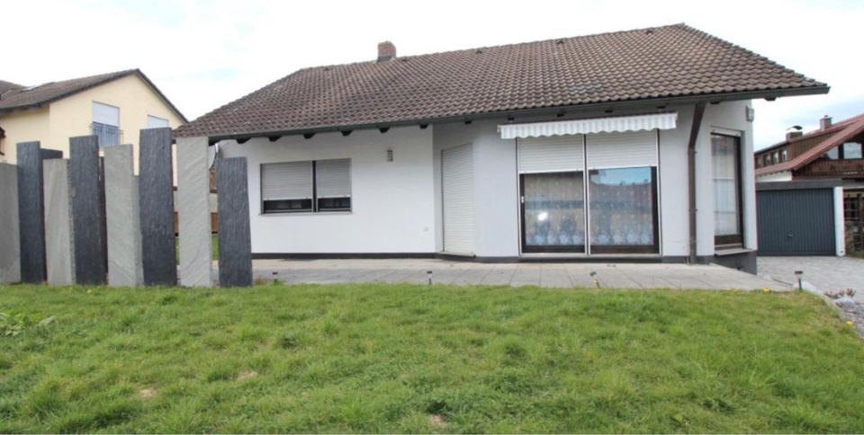 Bungalow Hahnbach - 4 Zimmer, 107 m&sup2;, 350.000&euro; | Angebot:26184223