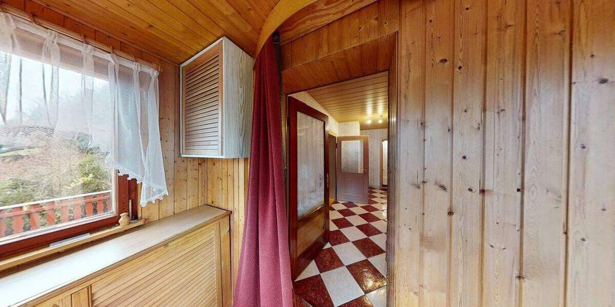Einfamilienhaus Bad Schandau Postelwitz - 5 Zimmer, 166 m&sup2;, 139.000&euro; | Angebot:25705157