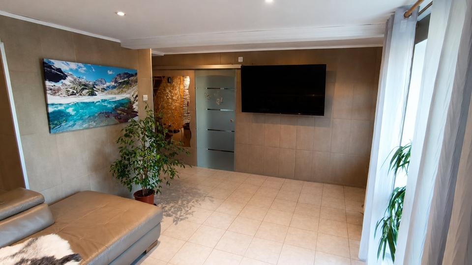 Einfamilienhaus Saarburg - 7 Zimmer, 242 m&sup2;, 650.000&euro; | Angebot:27154234