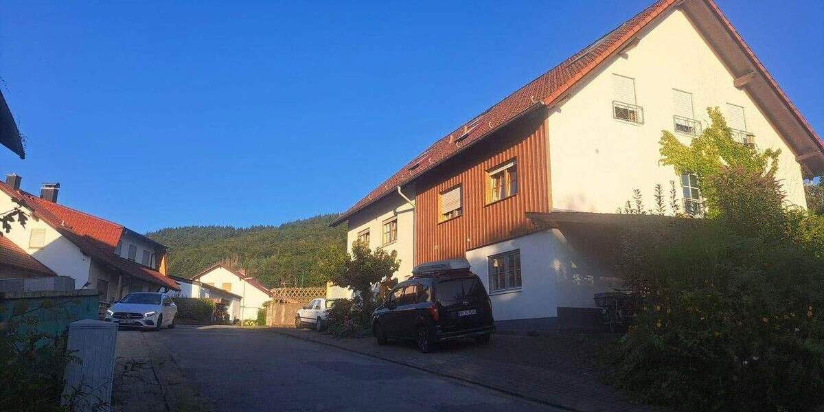 Mehrfamilienhaus, Wohnhaus Fürth Steinbach - 6 Zimmer, 168 m&sup2;, 485.000&euro; | Angebot:25775628