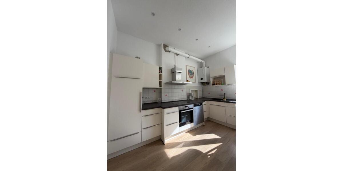 Etagenwohnung Wilhelmshaven - 5 Zimmer, 145 m&sup2;, 1.400&euro; | Angebot:25801034