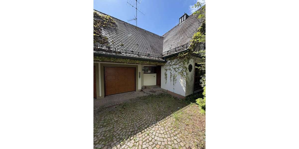 Einfamilienhaus Gebenbach - 6 Zimmer, 220 m&sup2;, 1.750&euro; | Angebot:27087481