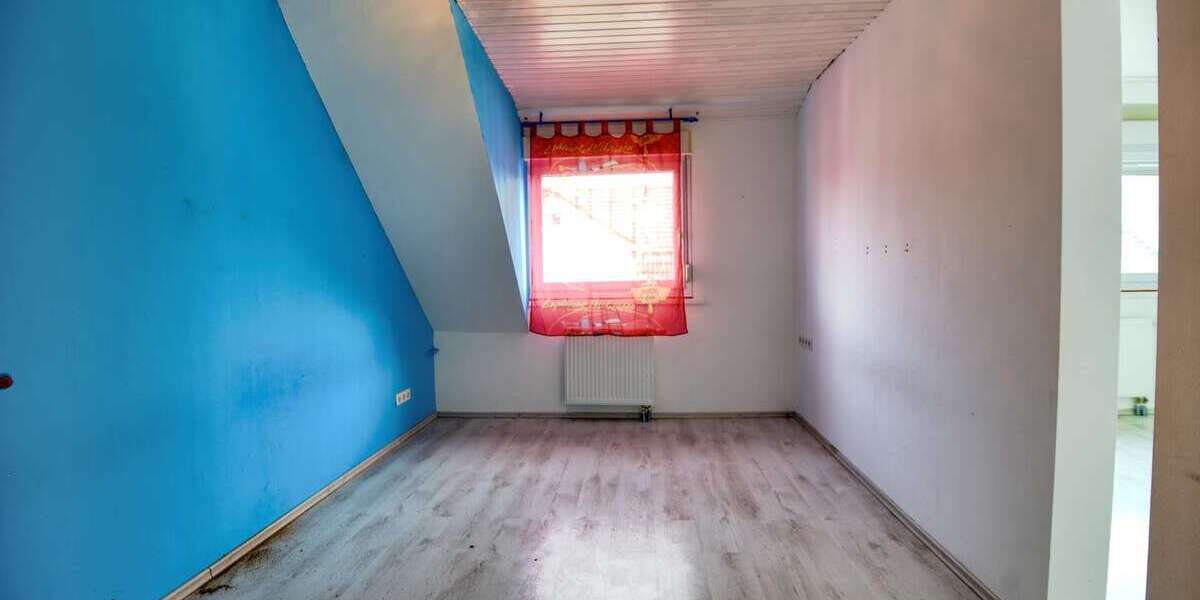 Bezugfsfreie 6 ZKBB mit XL-Panoramaterrasse & Gemeinschaftsgarten Gepflegtes 2FH mit Garage - Etagenwohnung Mannheim Sandhofen | Angebot:26757726