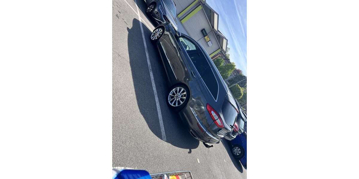 Ford Mondeo 220.000 km 10.500 &euro; Duisburg 47179