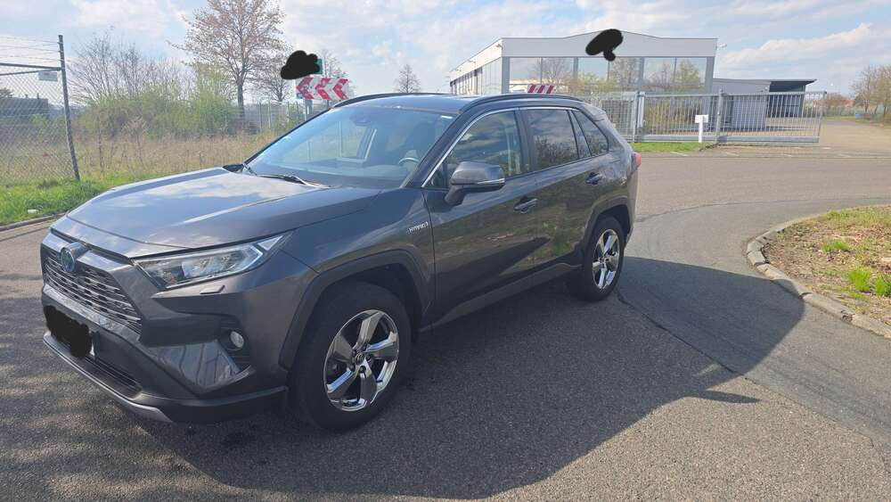 Toyota RAV 4 85.000 km 27.000 &euro; Döbeln, Stadt 04720