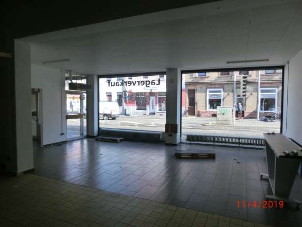 Einzelhandel in Ludwigshafen 2.500 € 385 m²