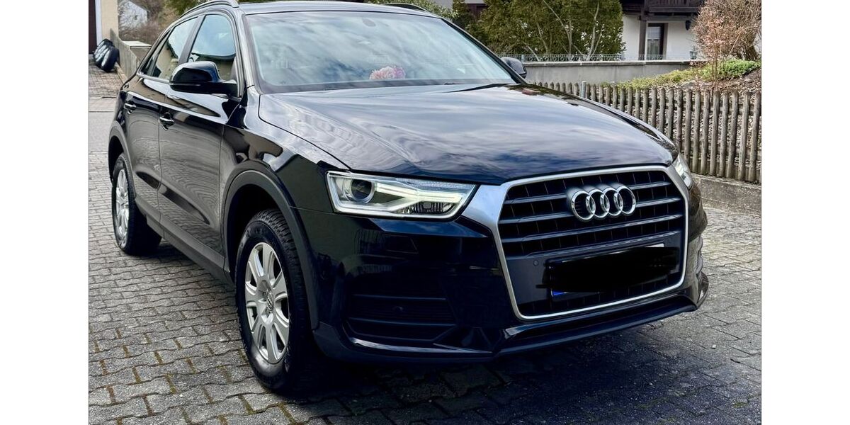 Audi Q3 118.500 km 14.900 &euro; Ihrlerstein 93346