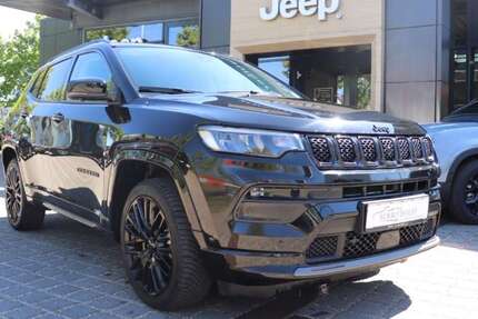 Jeep Compass 15.300 km 29.985 &euro; Potsdam 14482