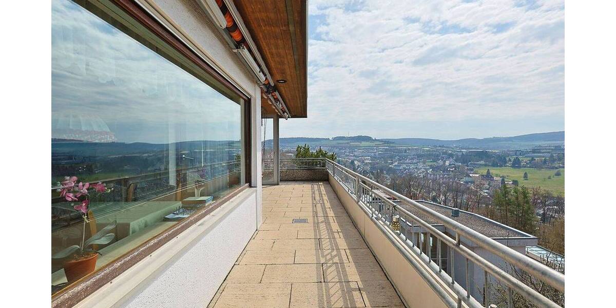 Einfamilienhaus Calw Heumaden - 7 Zimmer, 331 m&sup2;, 995.000&euro; | Angebot:26218636