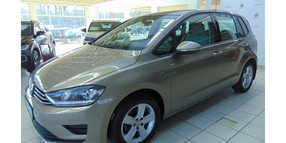 VW Golf Sportsvan 90.835 km 11.990 &euro; Lauta 02991