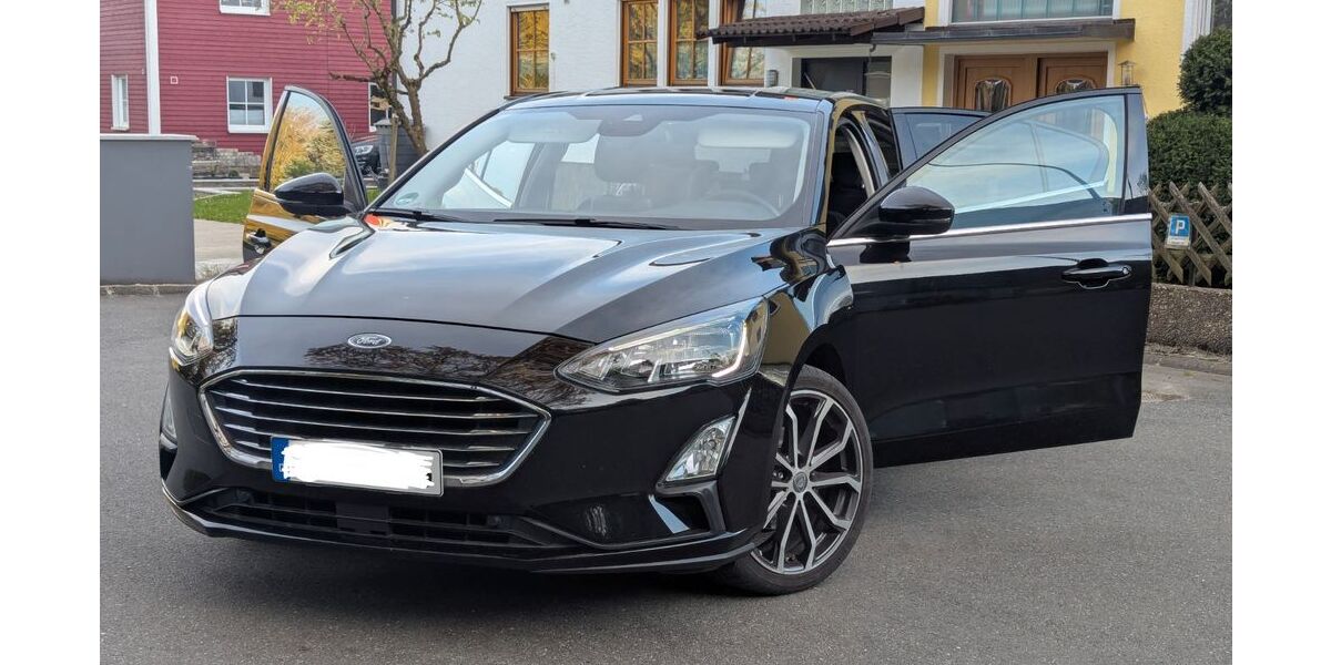 Ford Focus 32.500 km 17.700 &euro; Sulzbach-Rosenberg 92237