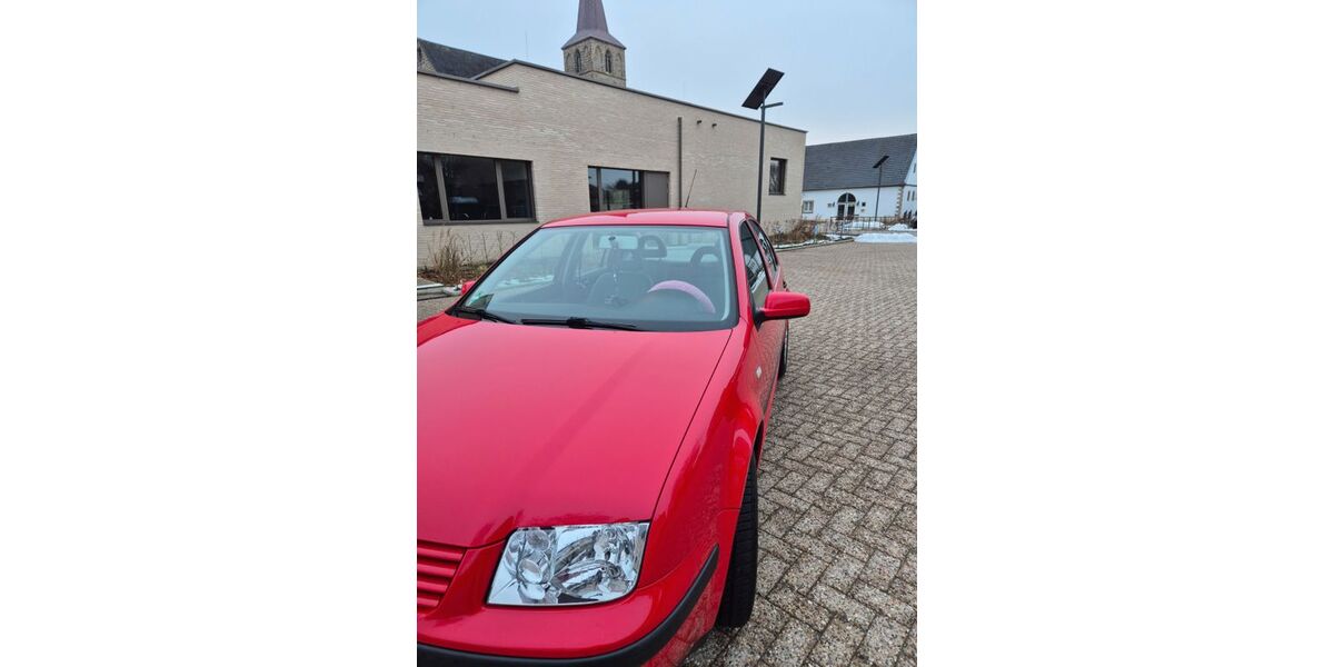 VW Bora 176.000 km 2.000 &euro; Hörstel 48477