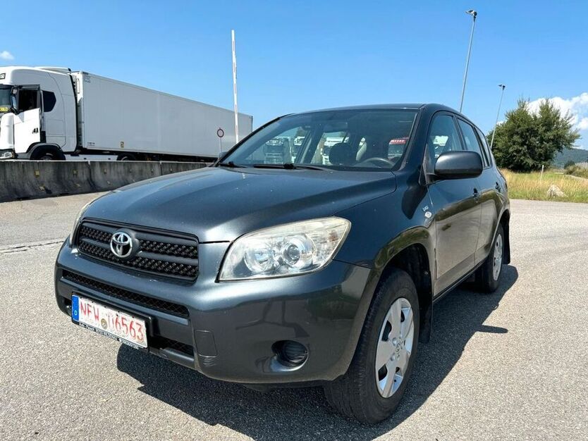 RAV 4