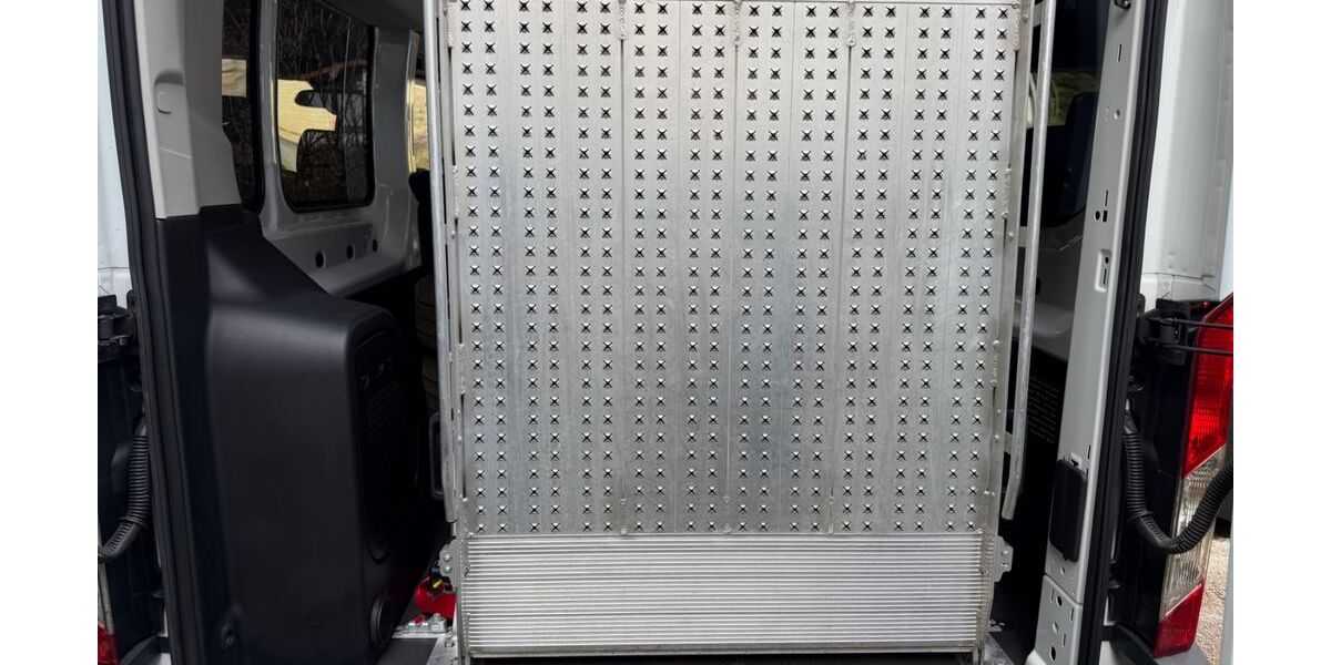 Ford Transit 111.350 km 14.990 &euro; Biesenthal 16359