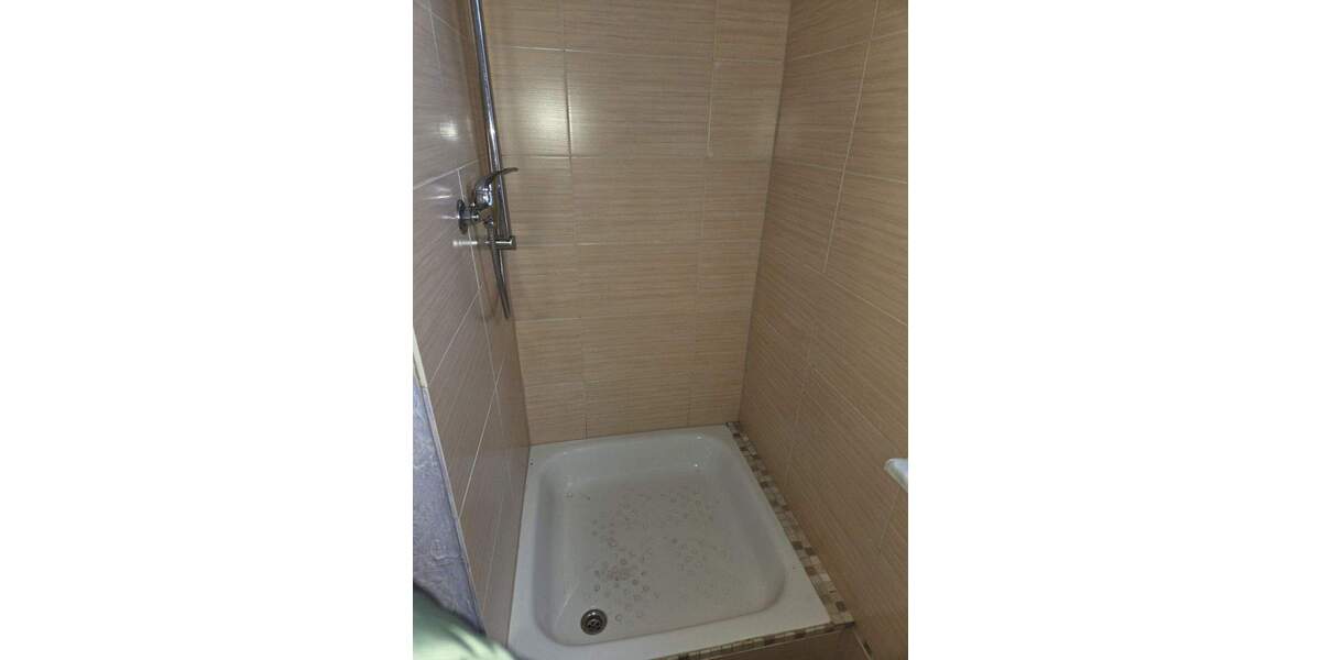 DHH - Haus auf super Grundstück - inkl. Ferienbungalow - ruhige und beliebte Lage 4 zimmer