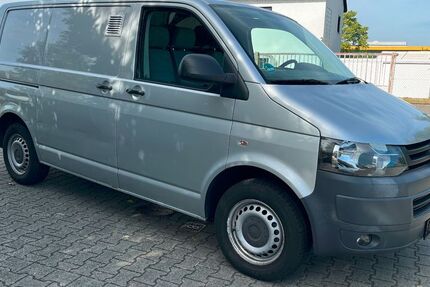 VW T5 Transporter 179.000 km 8.900 € Biebesheim am Rhein 64584