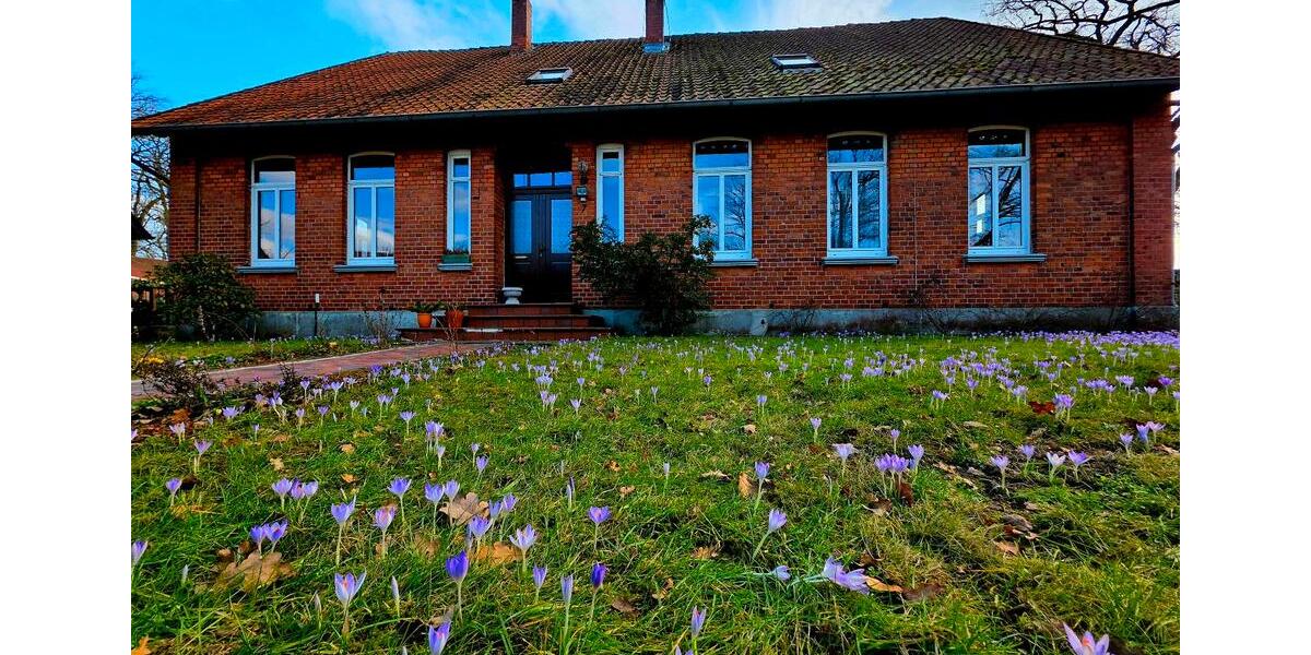 Einfamilienhaus Uelzen - 12 Zimmer, 219 m&sup2;, 295.000&euro; | Angebot:25901736