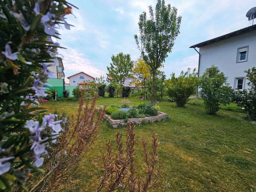 Wohnung zum Mieten in Mühldorf a. Inn 1.050 € 108.2 m²