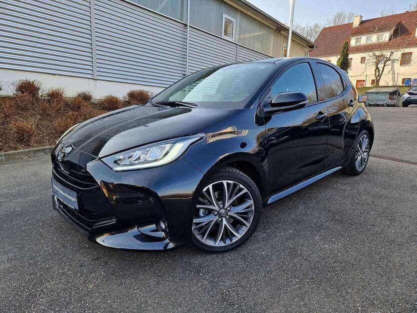 Yaris