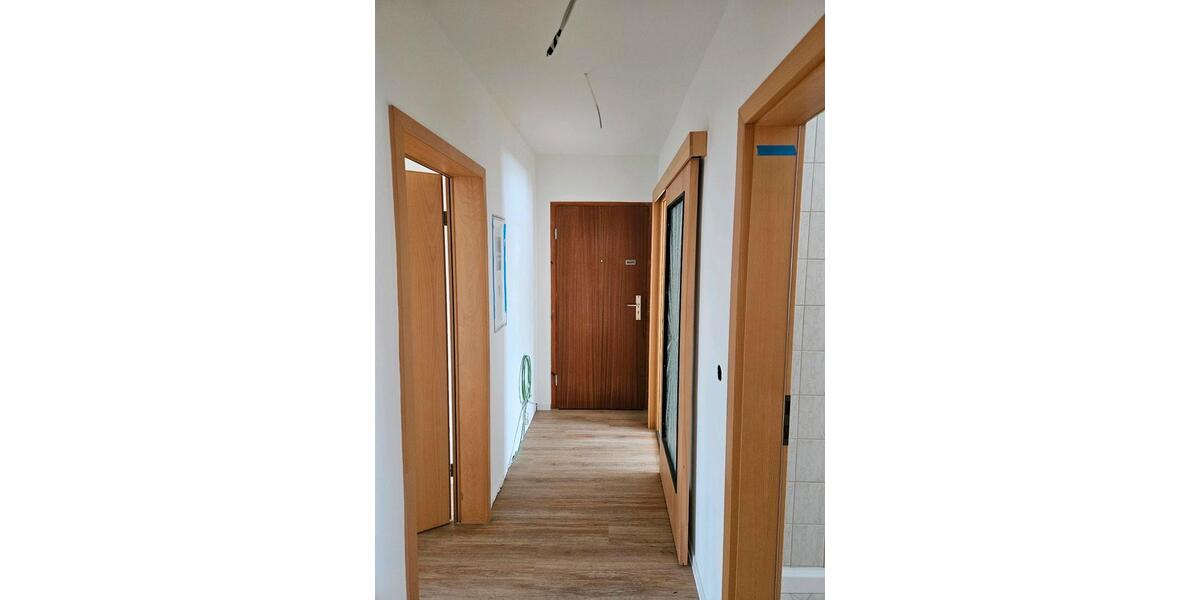 Etagenwohnung Neustadt an der Orla - 3 Zimmer, 57 m&sup2;, 360&euro; | Angebot:25046433