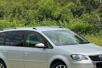 VW Touran 99.000 km 7.500 € Murr 71711
