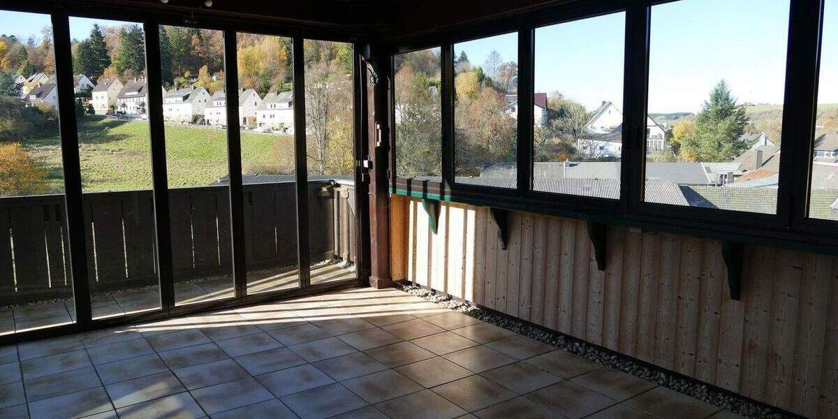 Mehrfamilienhaus, Wohnhaus Jünkerath - 5 Zimmer, 139 m&sup2;, 219.000&euro; | Angebot:25732255