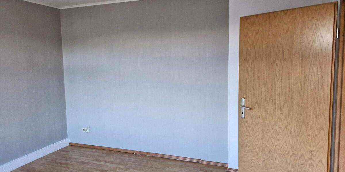 Etagenwohnung Senftenberg Thamm - 3 Zimmer, 55 m&sup2;, 500&euro; | Angebot:25929378
