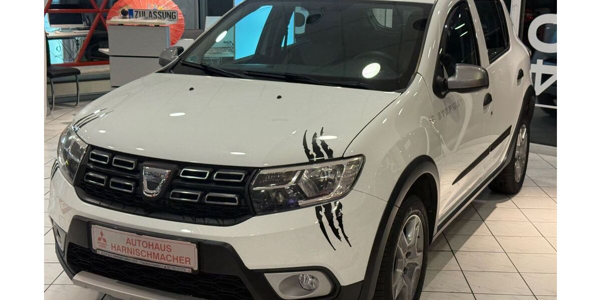 Dacia Sandero 71.408 km 8.990 &euro; Radevormwald 42477