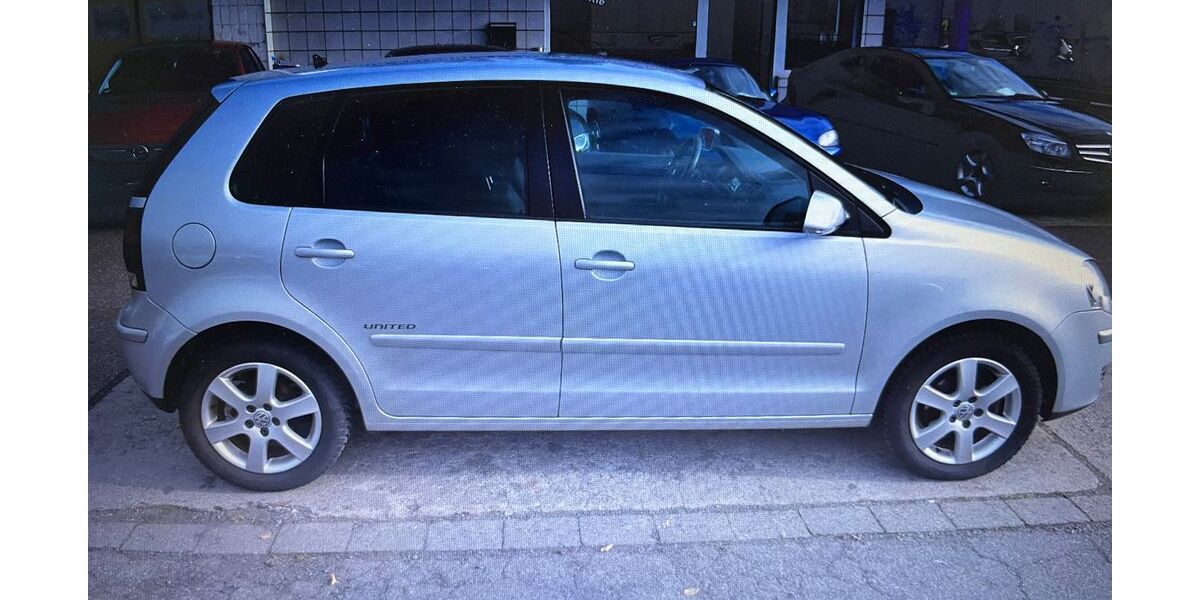 VW Polo 90.000 km 4.850 &euro; Berlin 12307