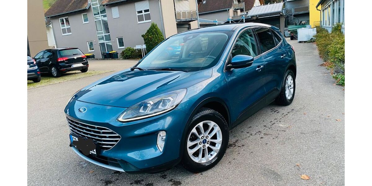 Ford Kuga 58.000 km 24.200 &euro; Münstertal 79244